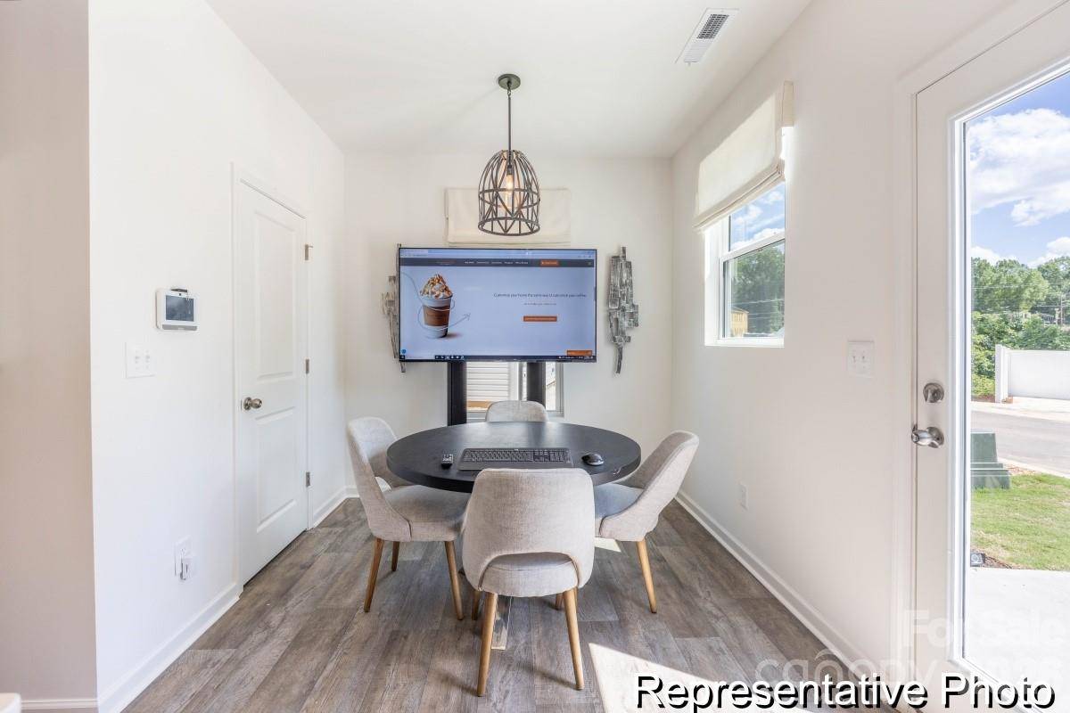 3326 Pixie CT #32, Charlotte, NC 28213