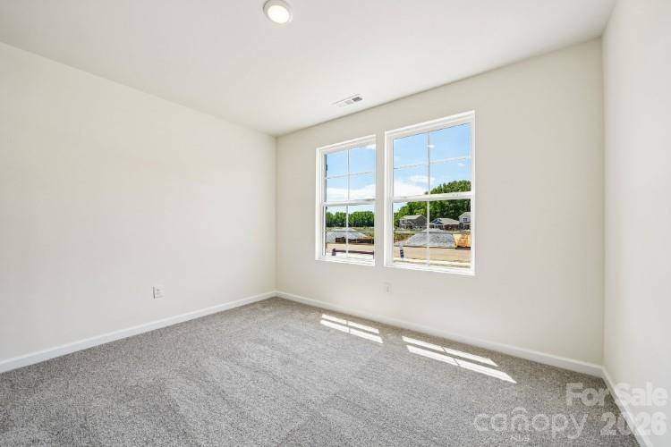 499 Sundown DR, Spartanburg, SC 29302