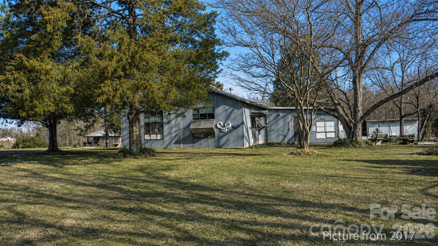 194 Old Limestone RD W, York, SC 29745