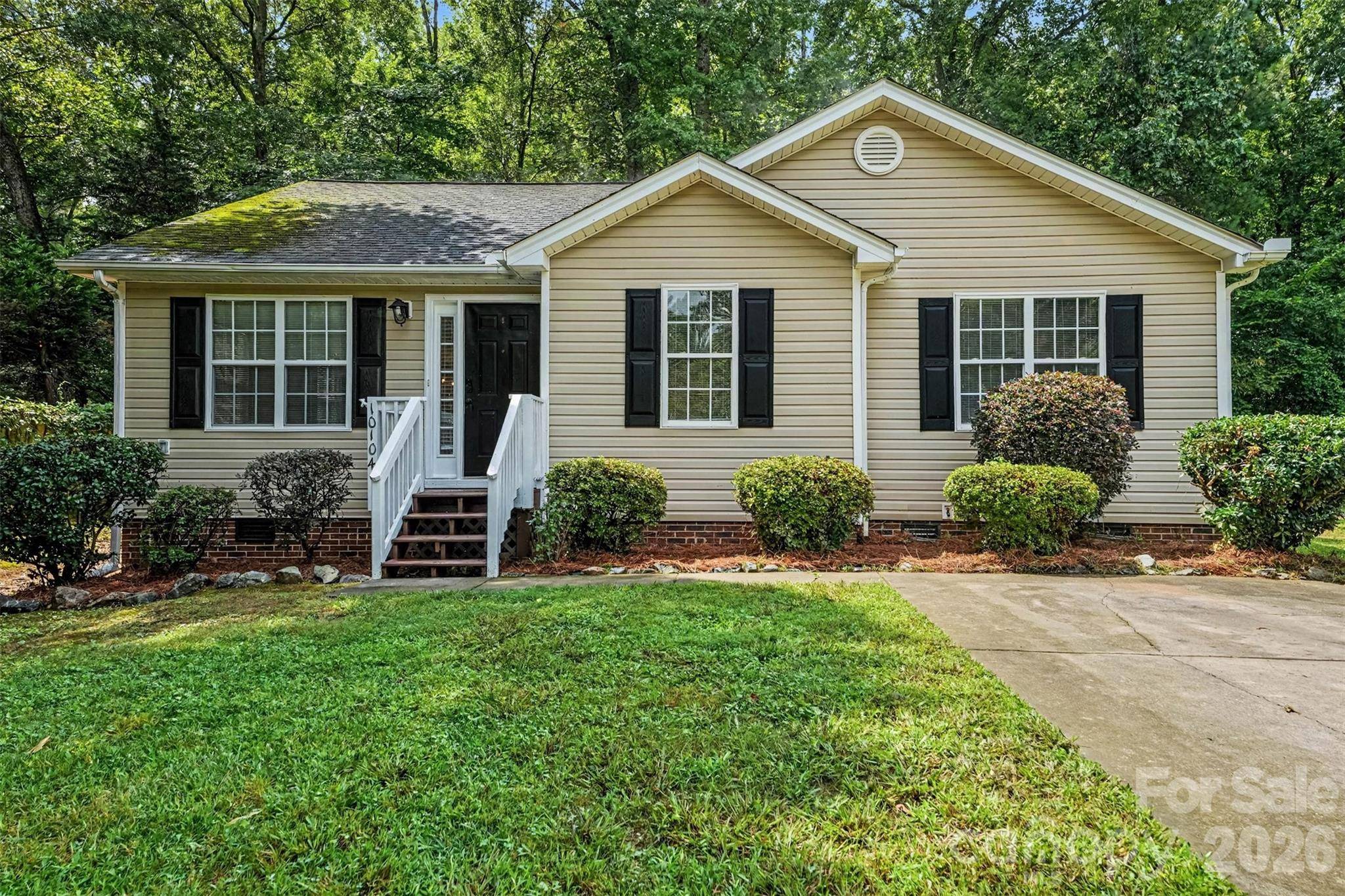10104 Rockwood RD, Charlotte, NC 28215