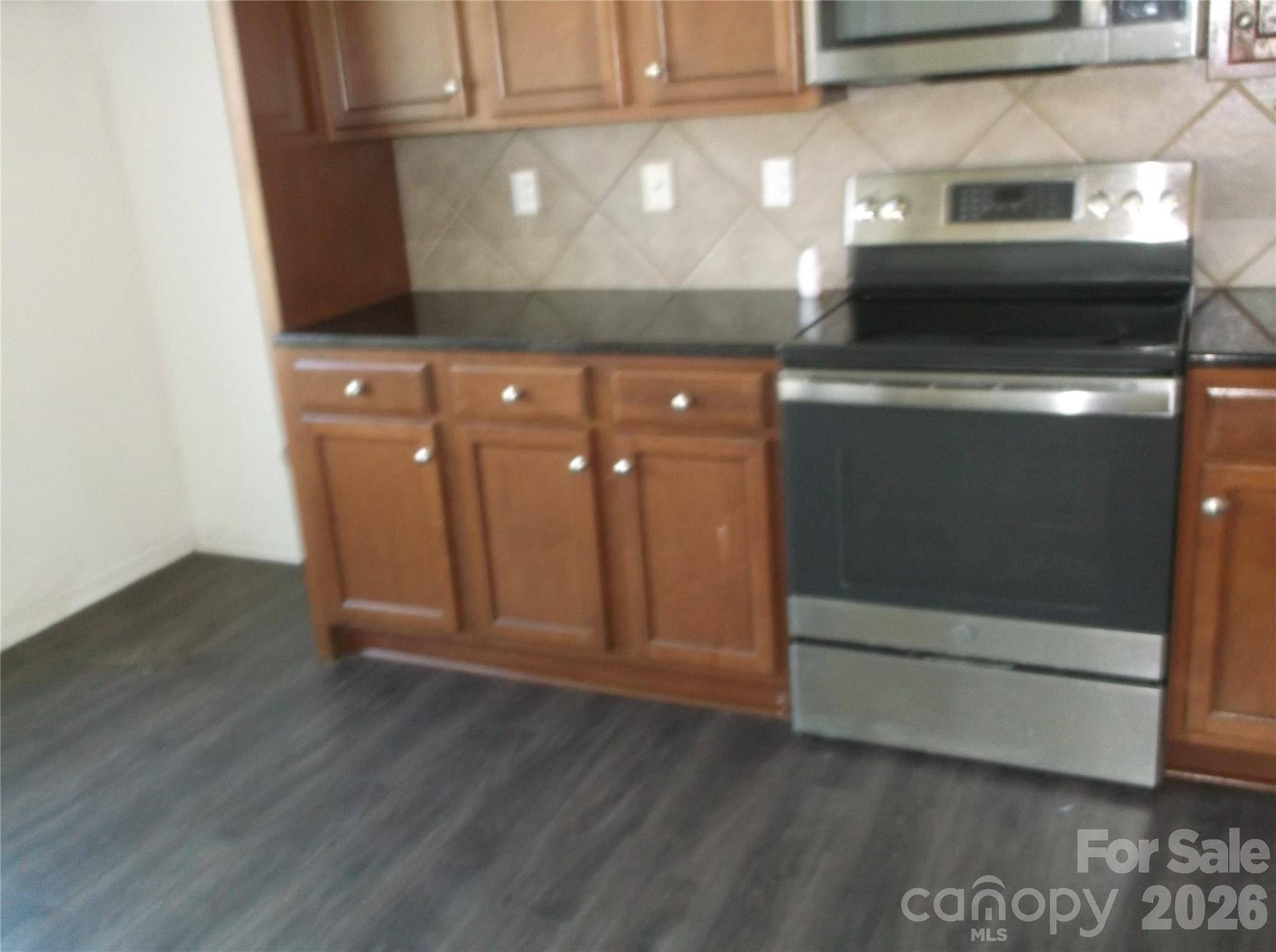 404 Smokehouse LN, Albemarle, NC 28001