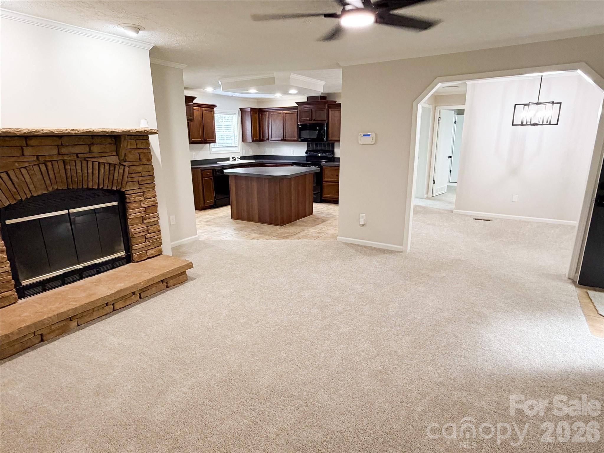 3556 Oakwood AVE, Claremont, NC 28610