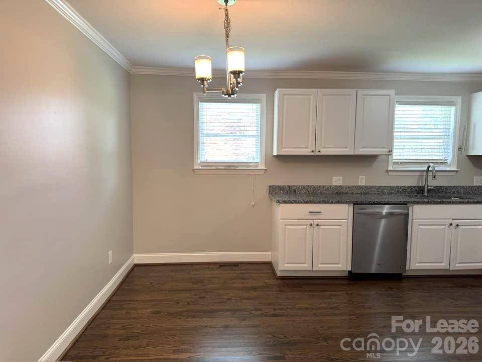 2401 Roslyn AVE, Charlotte, NC 28208
