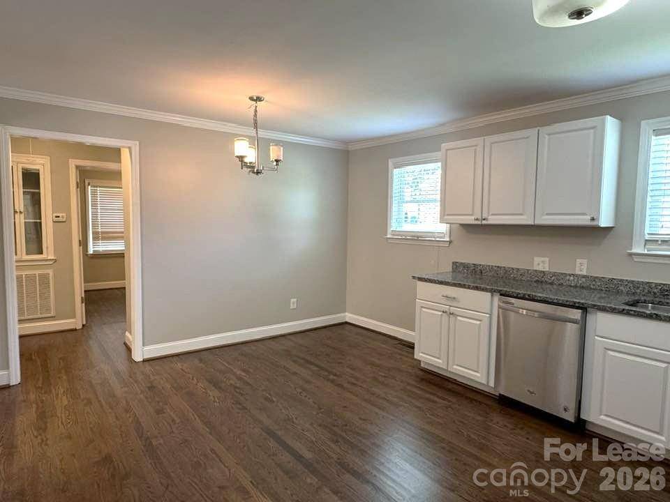 2401 Roslyn AVE, Charlotte, NC 28208