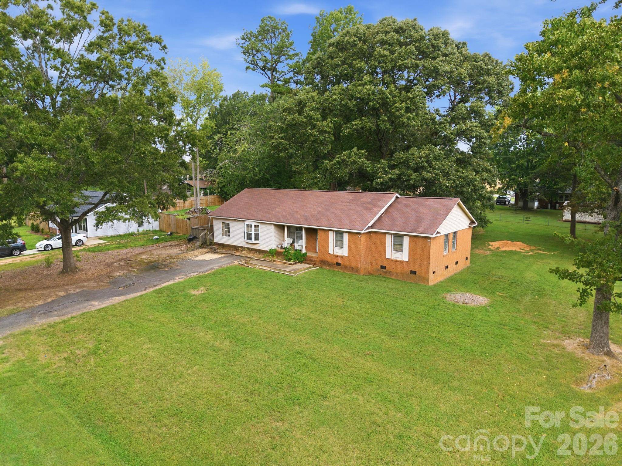 205 Pine CT, China Grove, NC 28023
