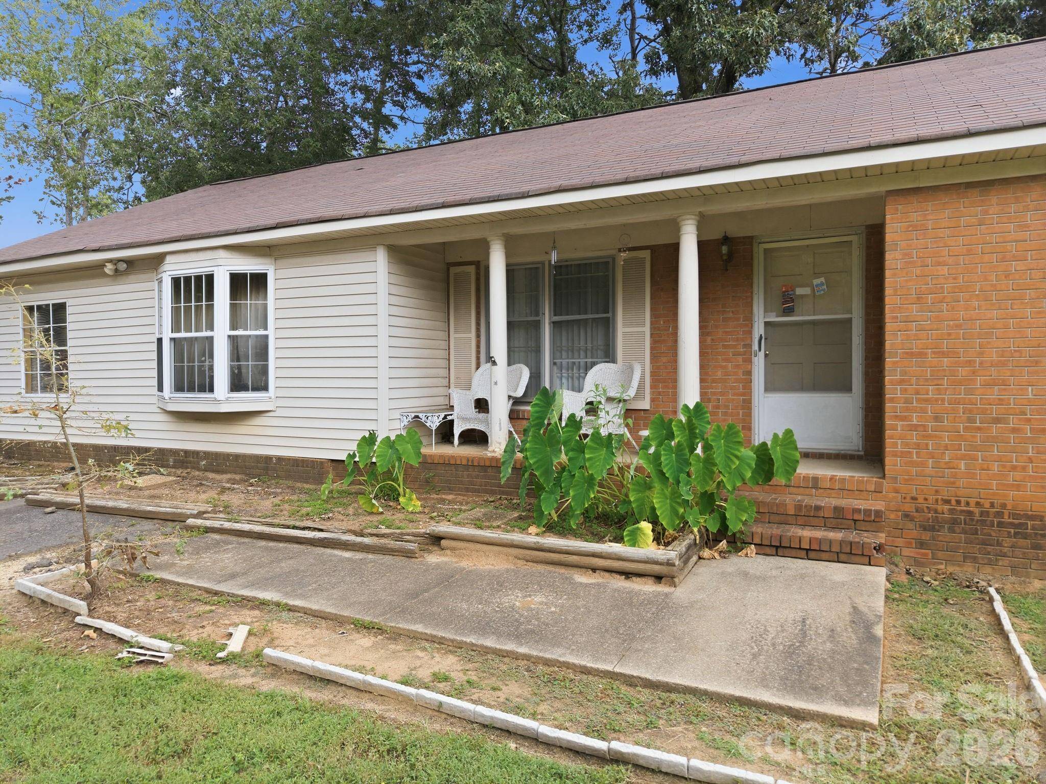 205 Pine CT, China Grove, NC 28023