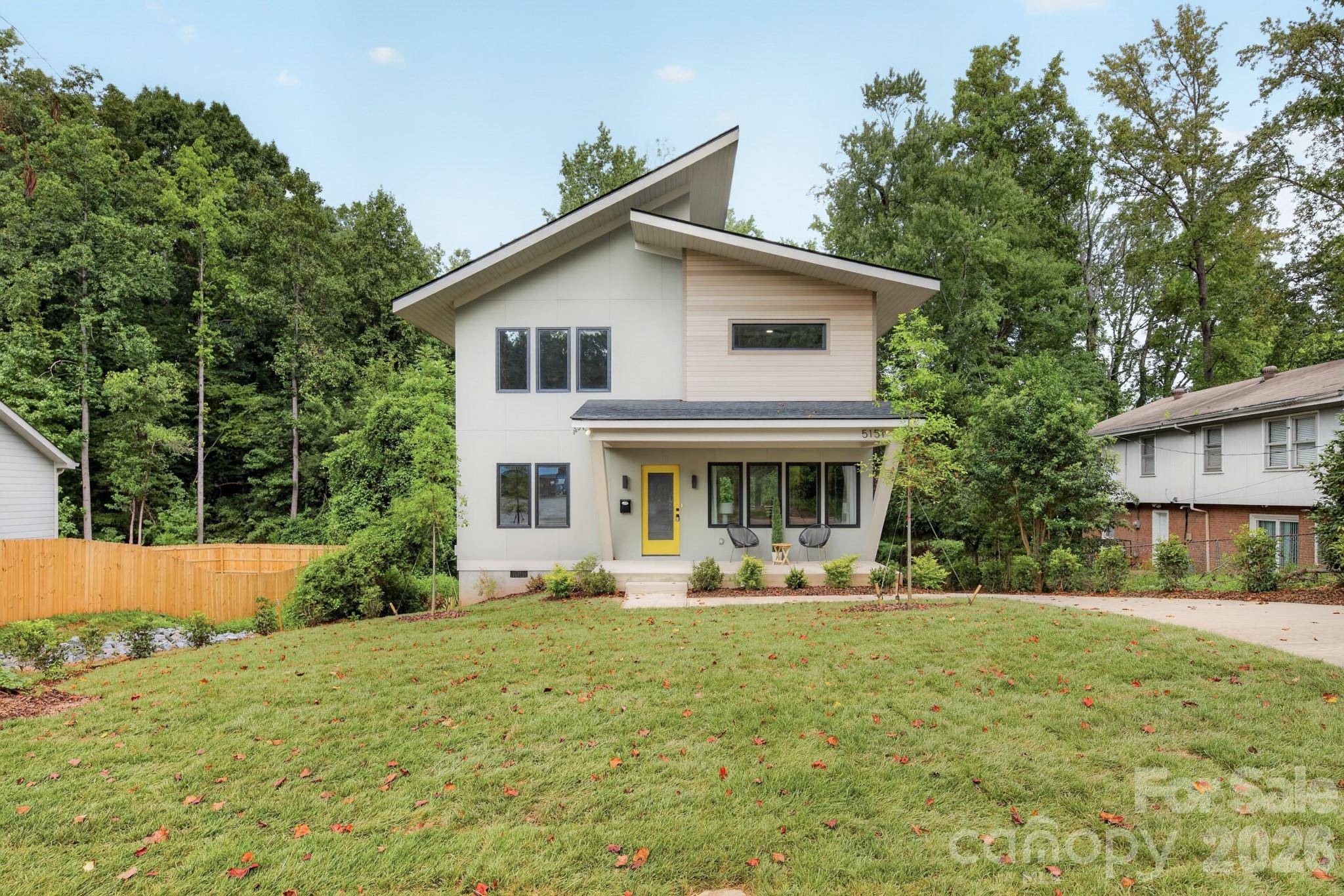 5151 Grafton DR, Charlotte, NC 28215