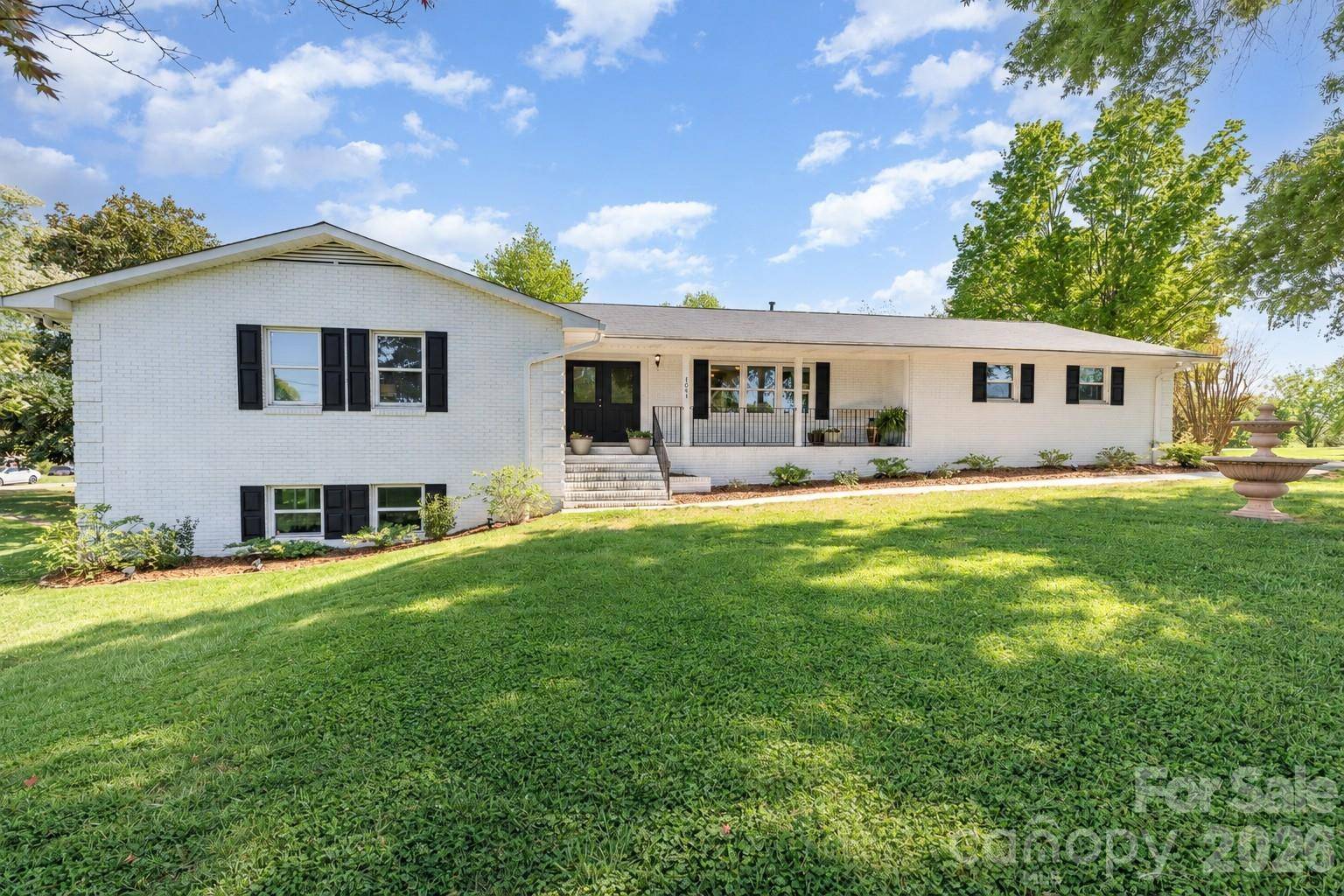 1041 Brawley School RD, Mooresville, NC 28117