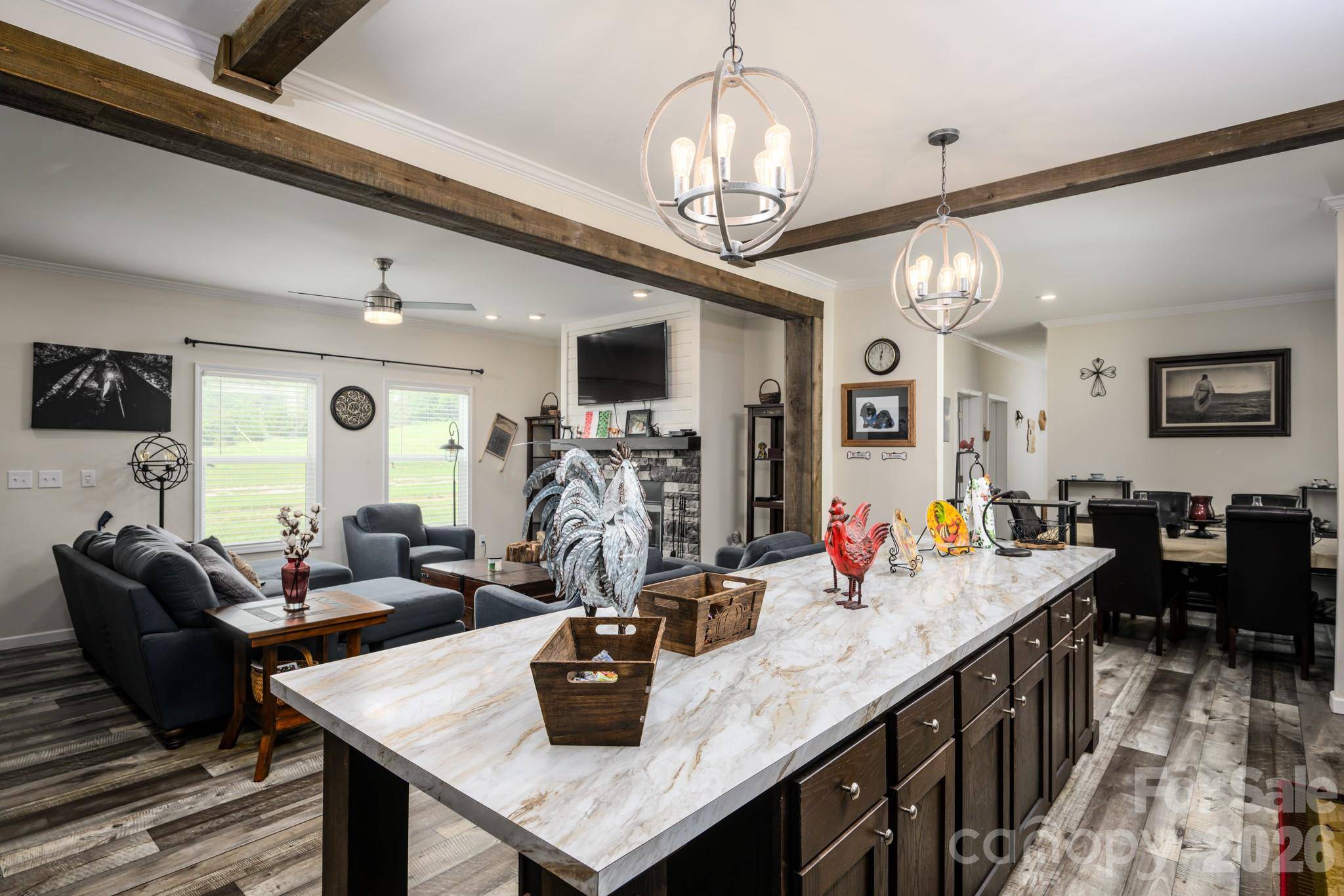 324 Plemmons PL, Marion, NC 28752