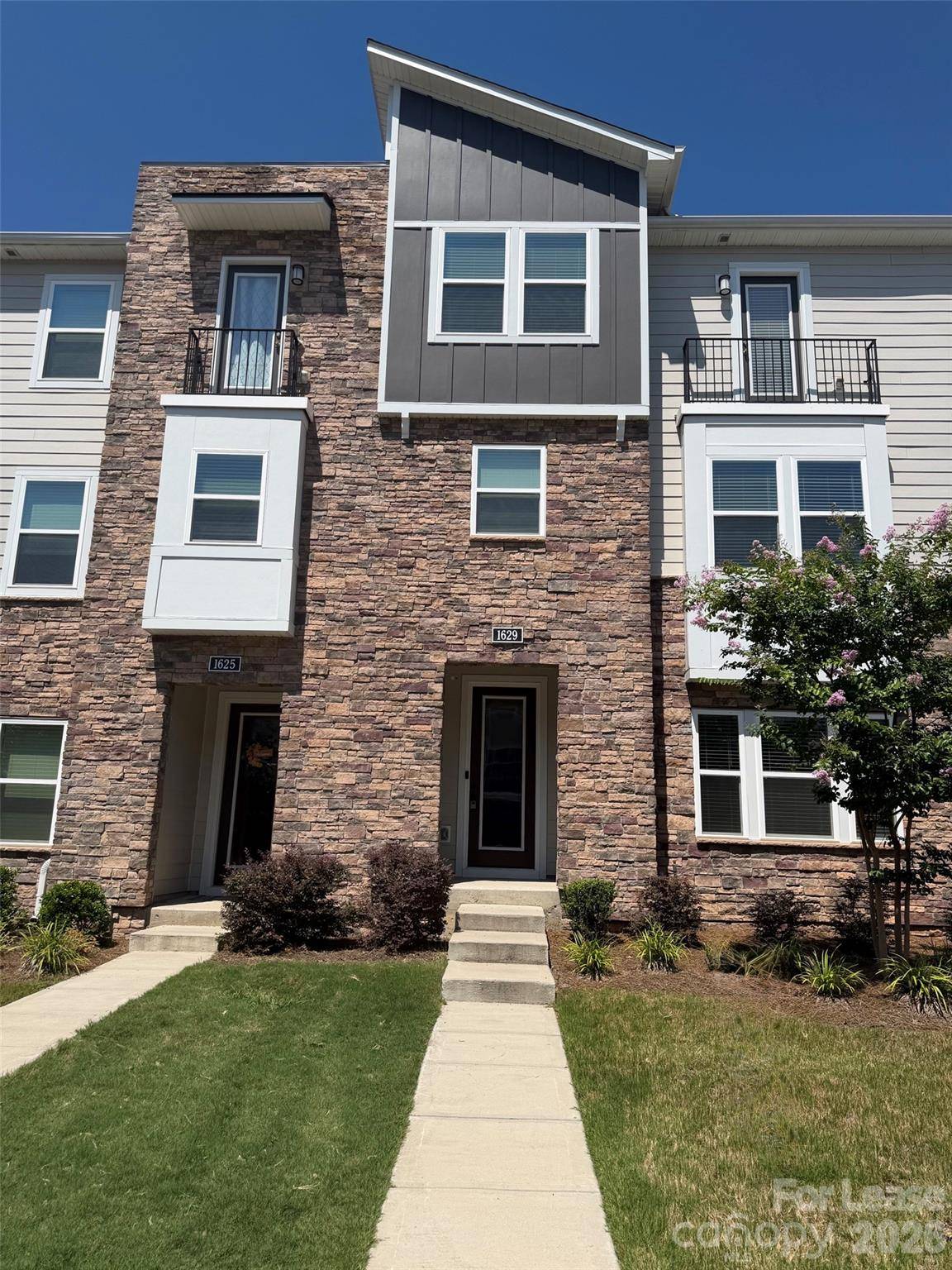 1629 Unison DR, Charlotte, NC 28262