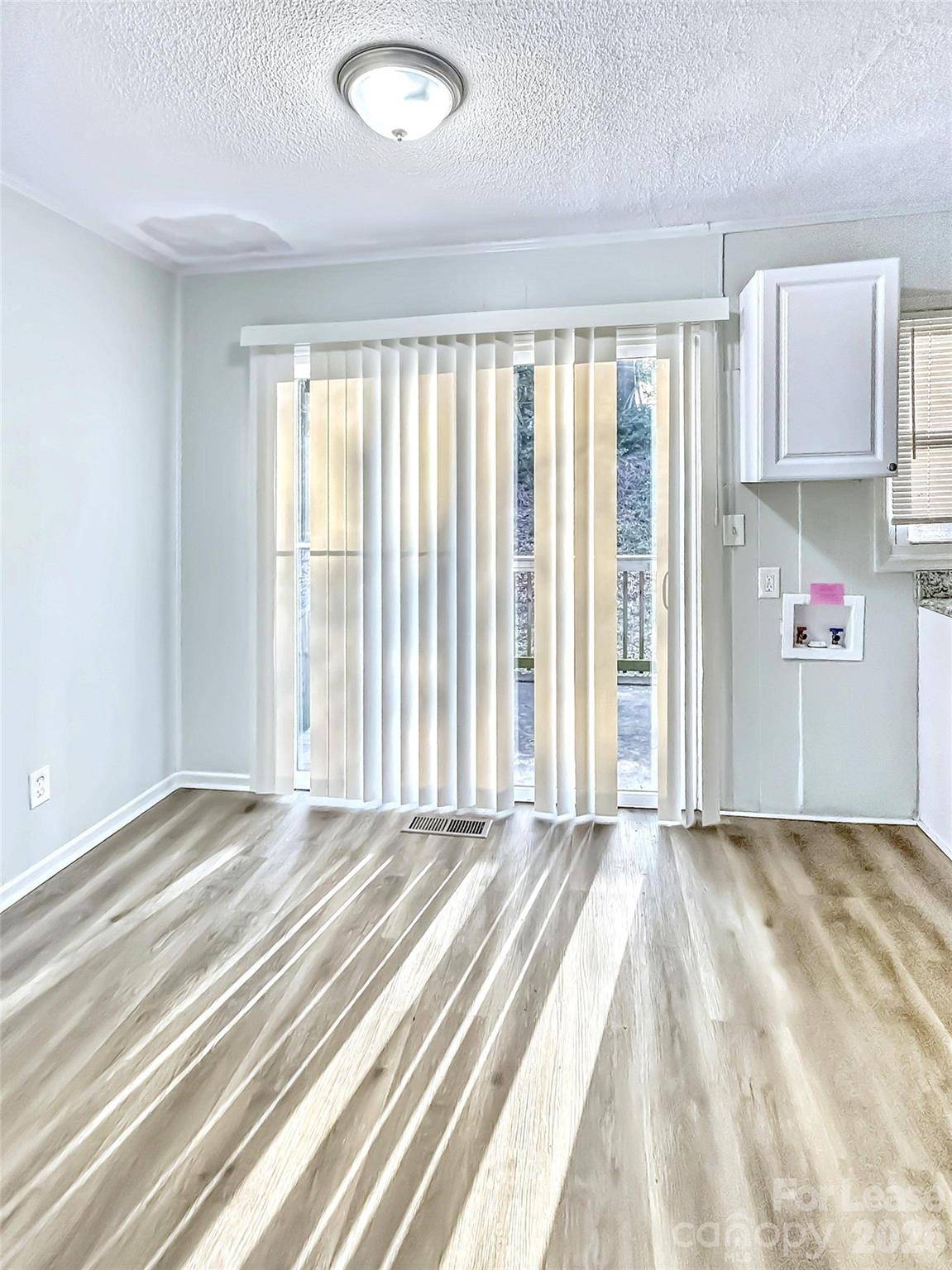 275 Efird ST, Gastonia, NC 28054