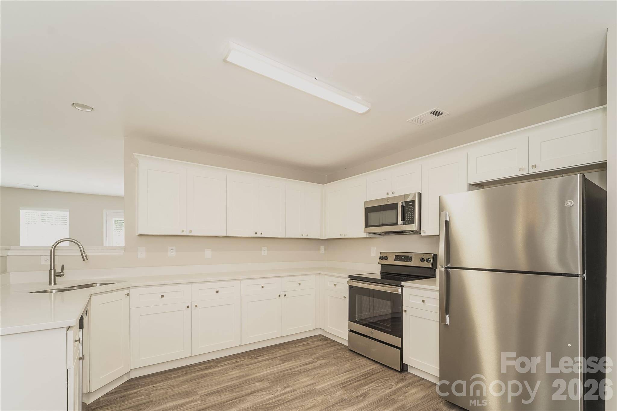 5930 Brookfield Pointe DR, Charlotte, NC 28216