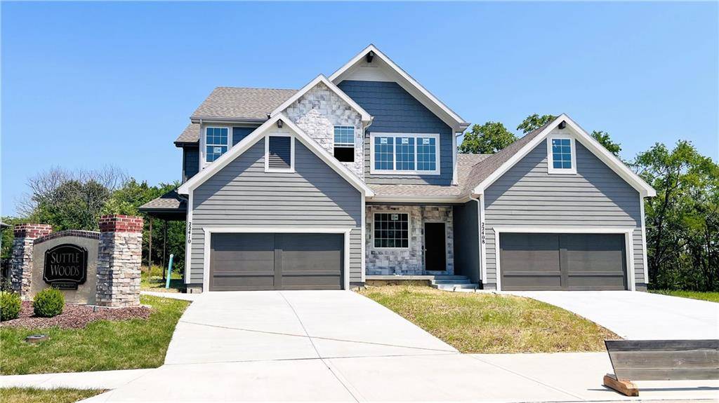 22410 W 76th ST, Shawnee, KS 66227