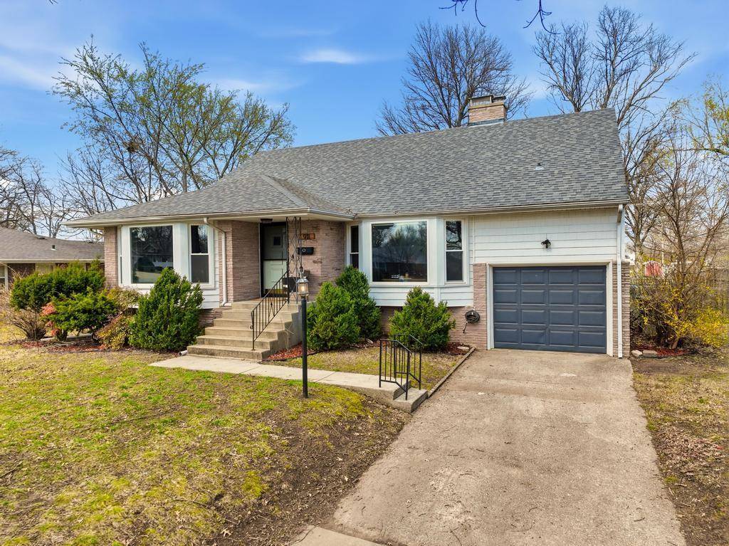 911 Euclid BLVD, Carthage, MO 64836