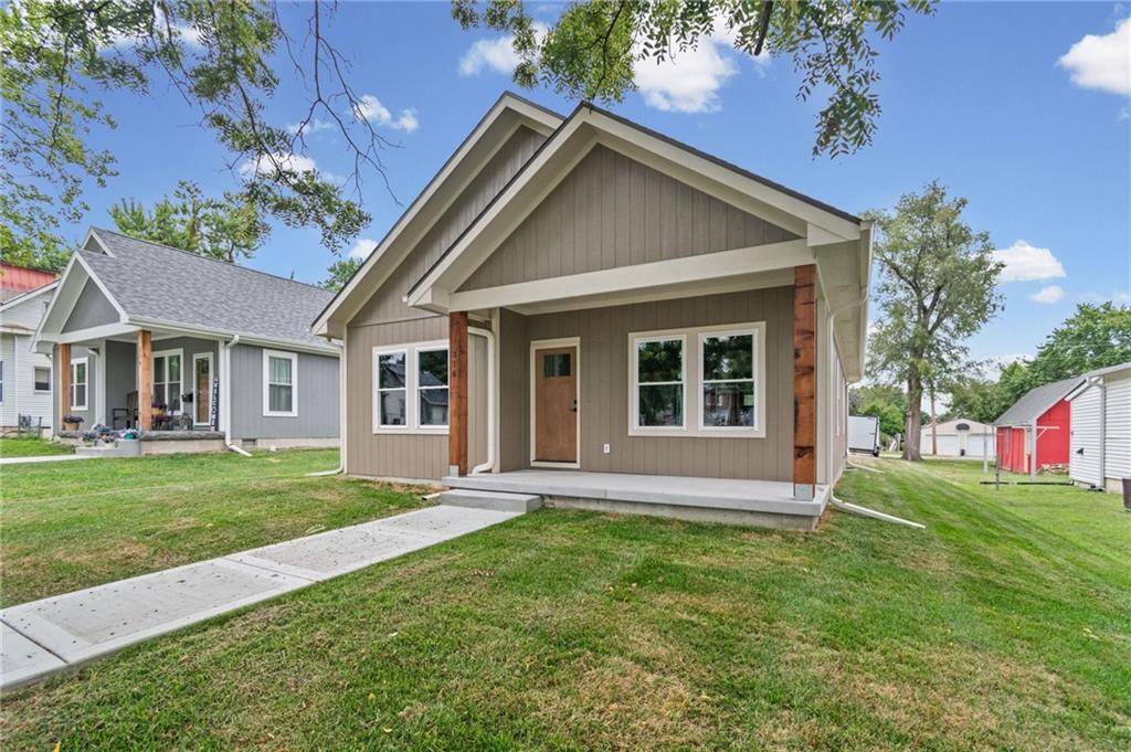 314 W 4th ST, Cameron, MO 64429