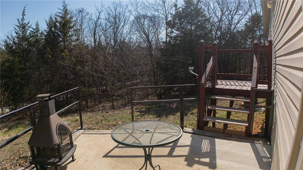 28810 Paradise DR, Warsaw, MO 65355