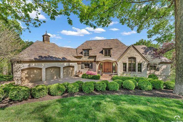 208 Fall Creek DR, Lawrence, KS 66049