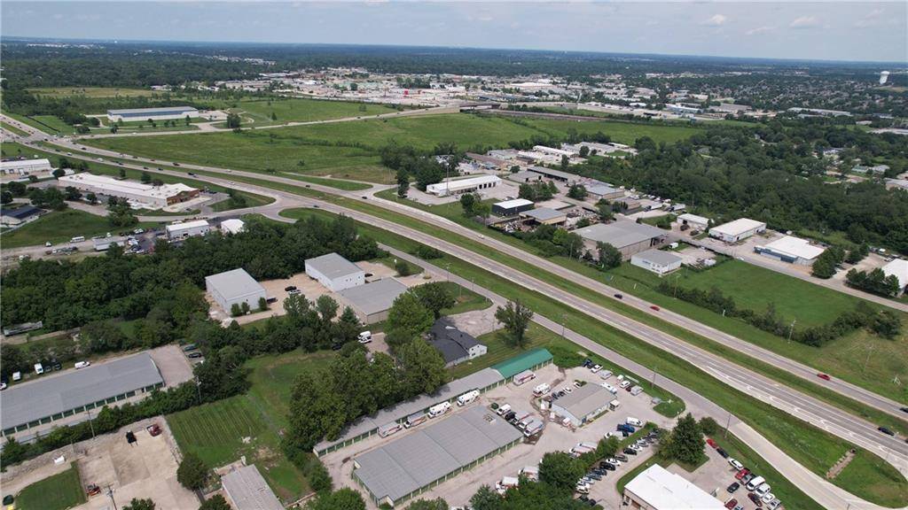 1600 SW Market ST, Lee's Summit, MO 64081