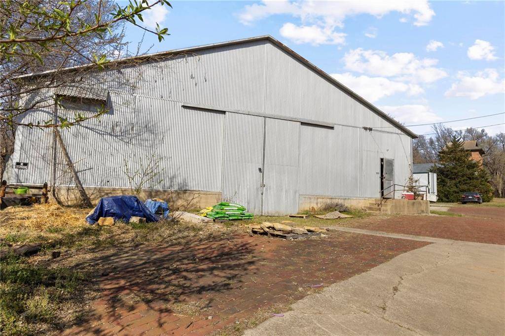 505 E 3rd ST, Fort Scott, KS 66701