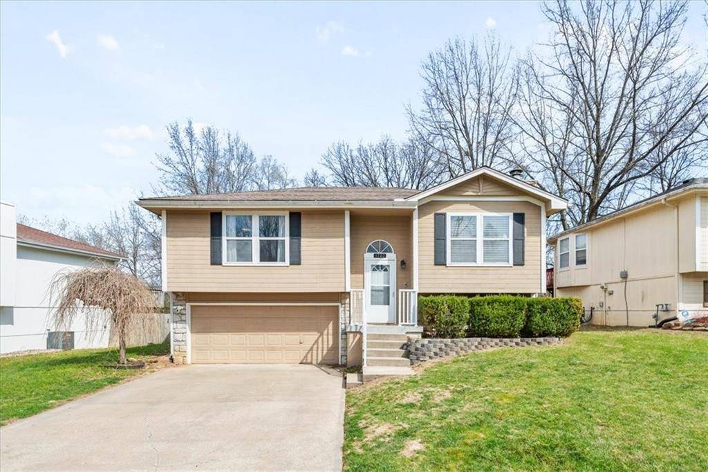 1723 S Whitney DR, Independence, MO 64057