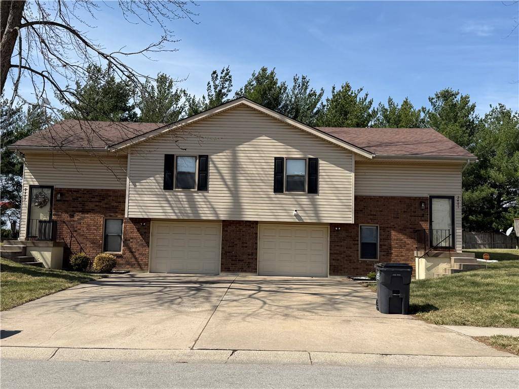 2401 & 2403 SW 6th ST, Blue Springs, MO 64014