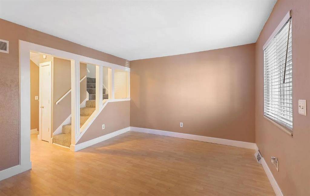 10021 W 52nd ST, Merriam, KS 66203