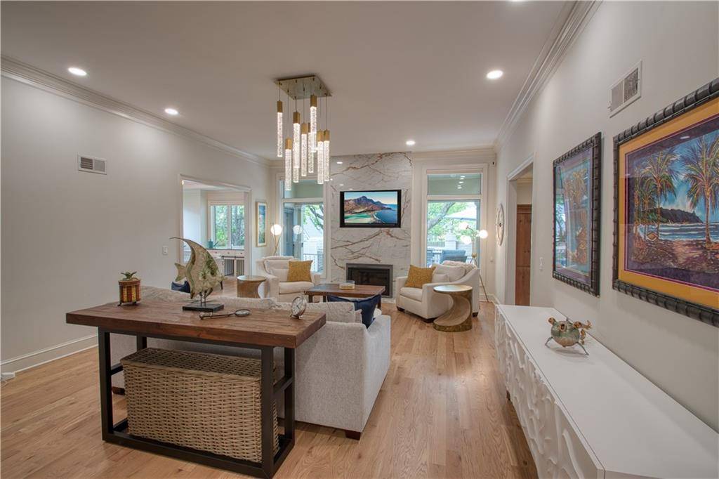 68 Le Mans CT, Prairie Village, KS 66208