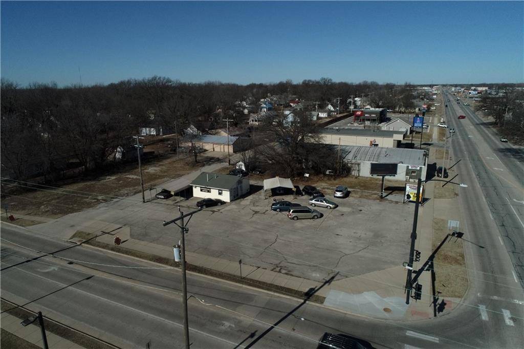 2007 N Broadway ST, Pittsburg, KS 66762