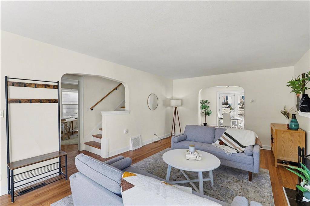 7234 Baltimore ST, Kansas City, MO 64114