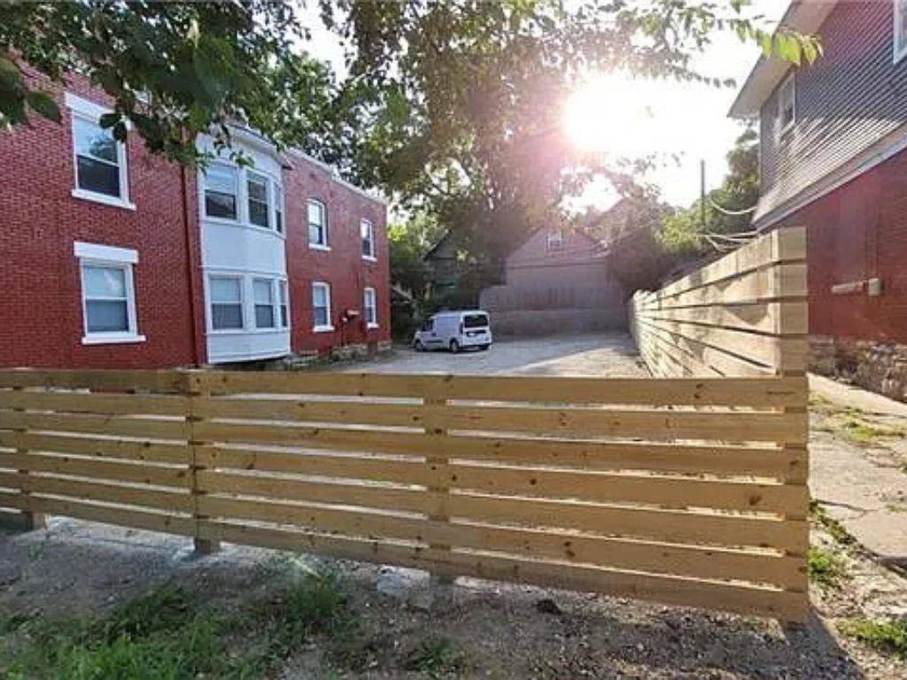 4326 Troost AVE, Kansas City, MO 64110