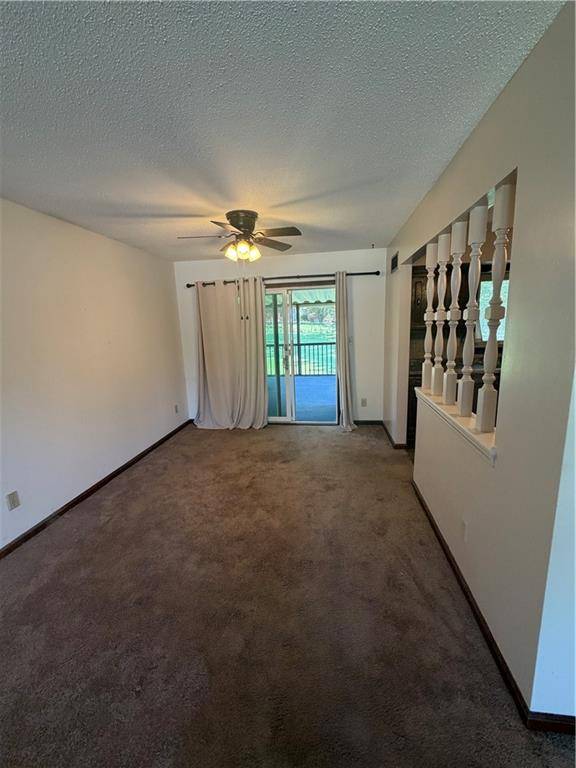 2607 NW Powderhorn DR, Kansas City, MO 64154