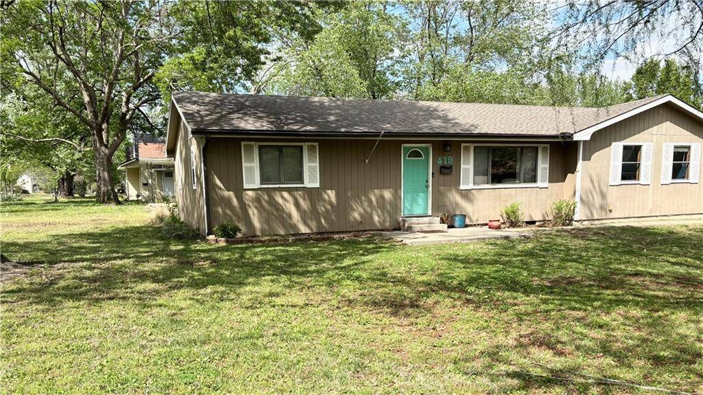 419 W 8th ST, Fort Scott, KS 66701