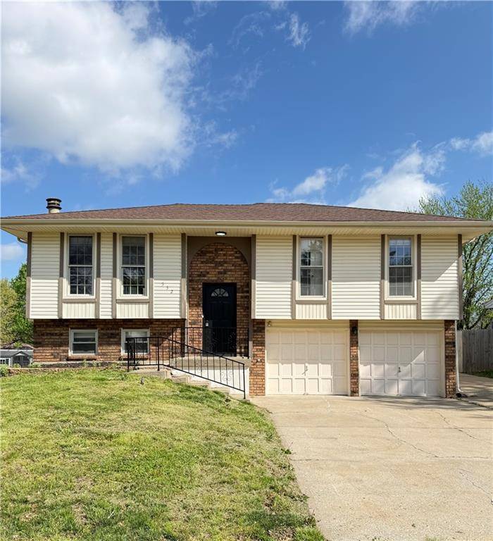 532 NE 98th PL, Kansas City, MO 64155