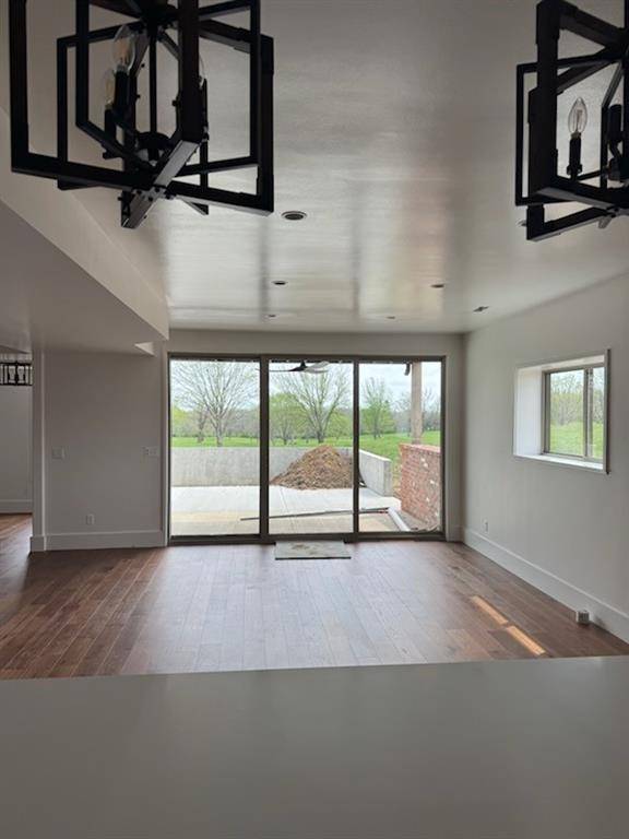 1107 Old Time DR, Excelsior Springs, MO 64024