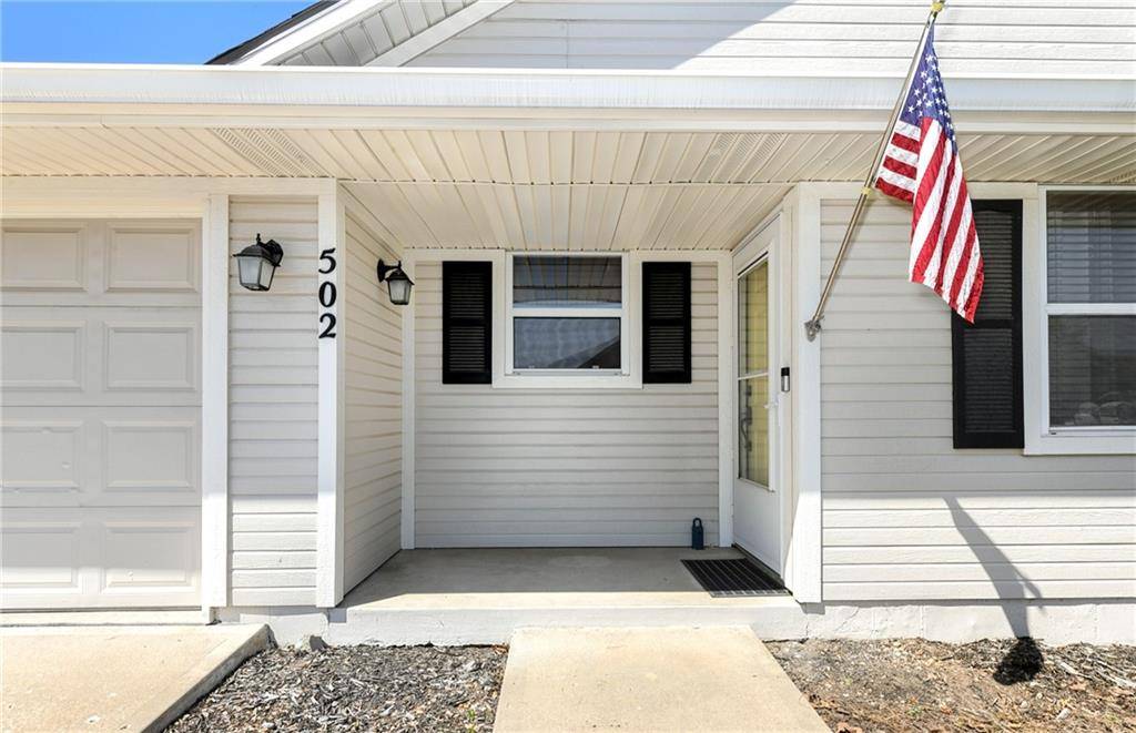 502 S Poseidon WAY, Raymore, MO 64083