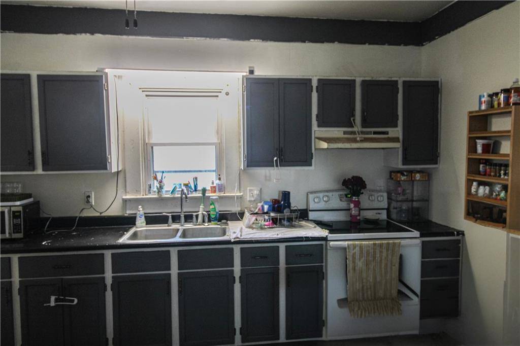 631 Leidy ST, Cosby, MO 64436