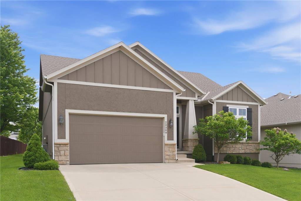 24309 W 91 PL, Lenexa, KS 66227