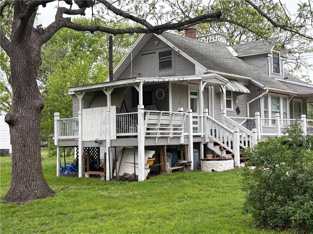 507 W Hale ST, Spring Hill, KS 66083