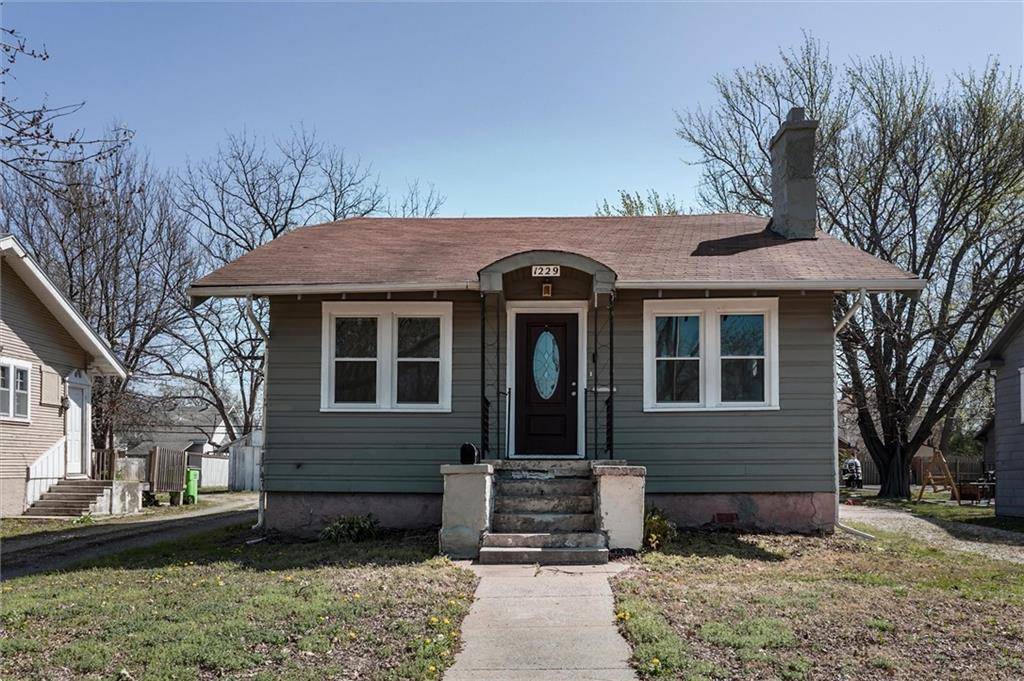 1229 S Main ST, Ottawa, KS 66067