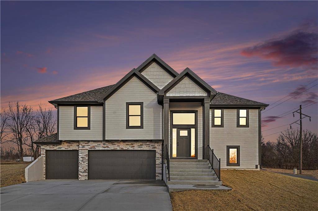 12406 Morgan ST, Excelsior Springs, MO 64024