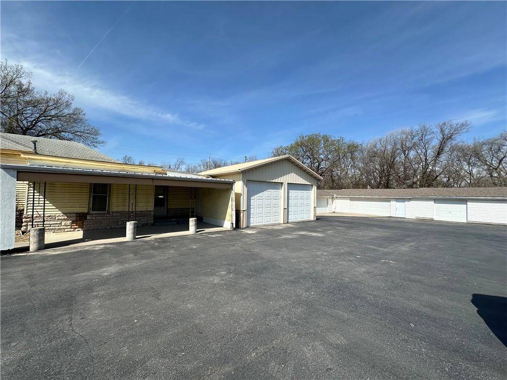708 W Fort Scott ST, Butler, MO 64730