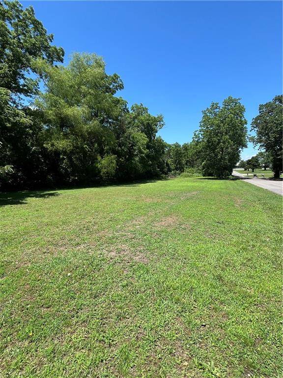401 2nd ST, Oswego, KS 67356