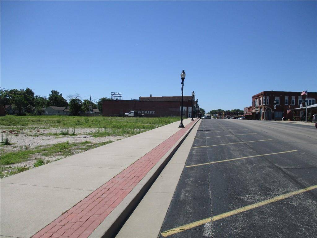 317 S Main ST, Galena, KS 66739