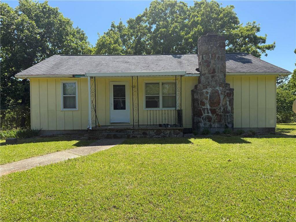 33486 7 HWY, Edwards, MO 65326