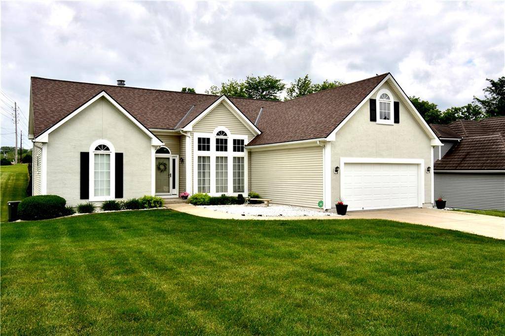 1 Timber Creek DR, Platte City, MO 64079
