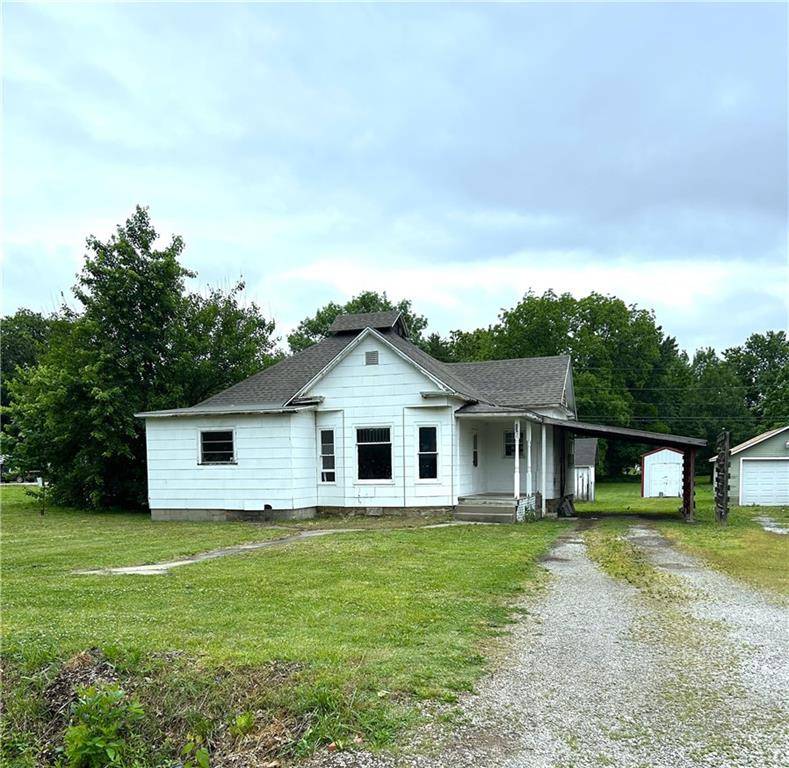 203 E Maple ST, Liberal, MO 64762