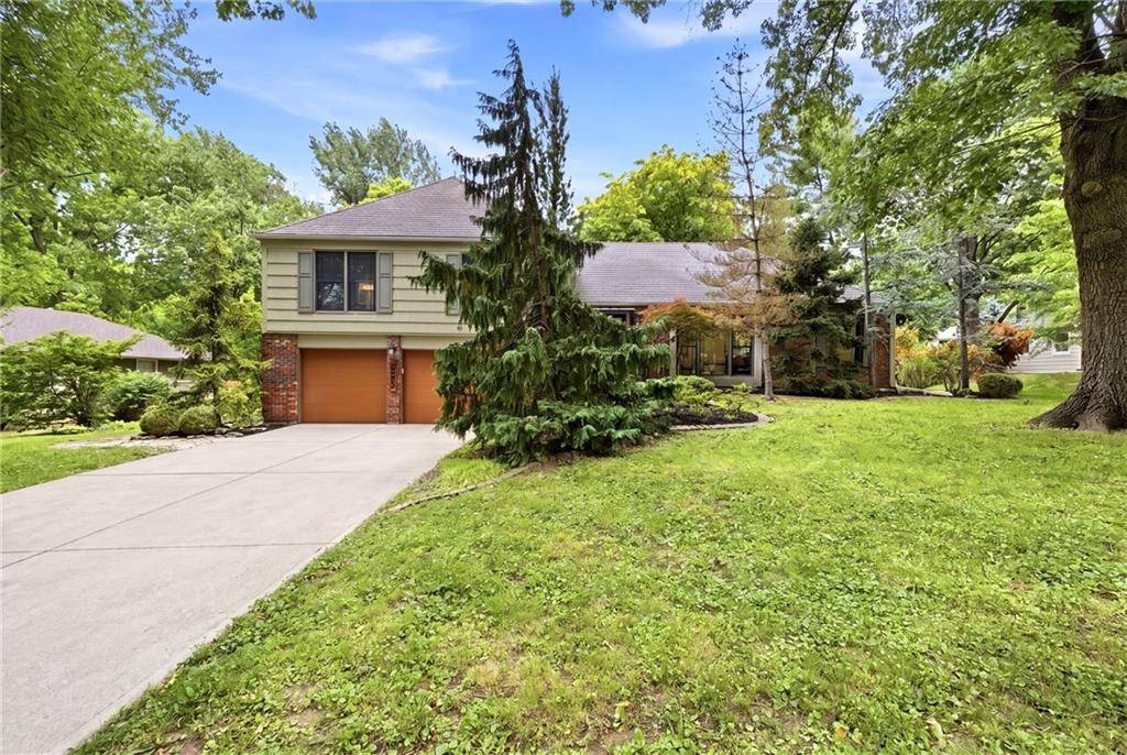 4506 W 93rd TER, Prairie Village, KS 66207