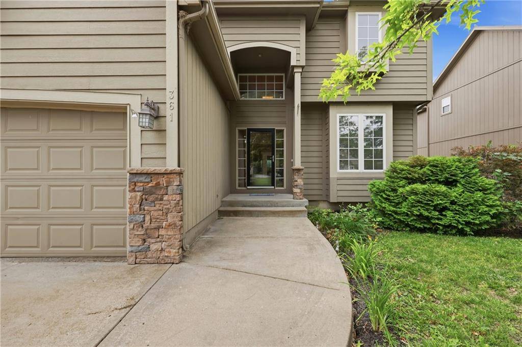 361 W Westhoff PL, Gardner, KS 66030