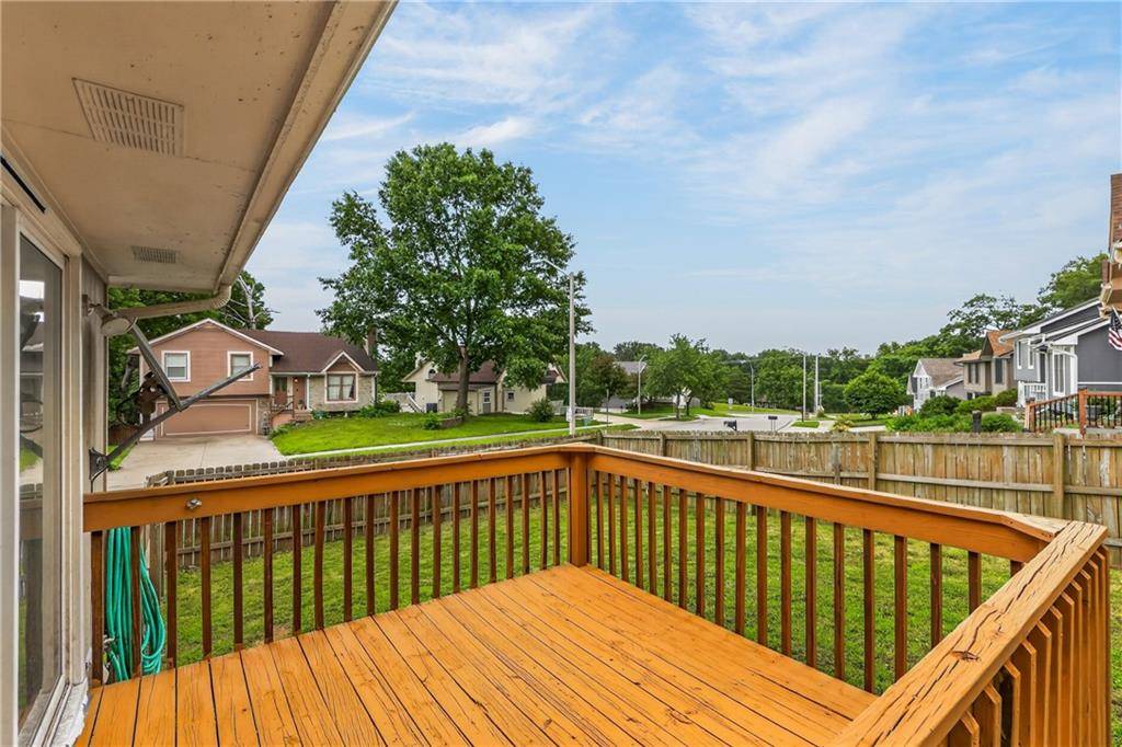 6209 NE 48TH TER, Kansas City, MO 64119