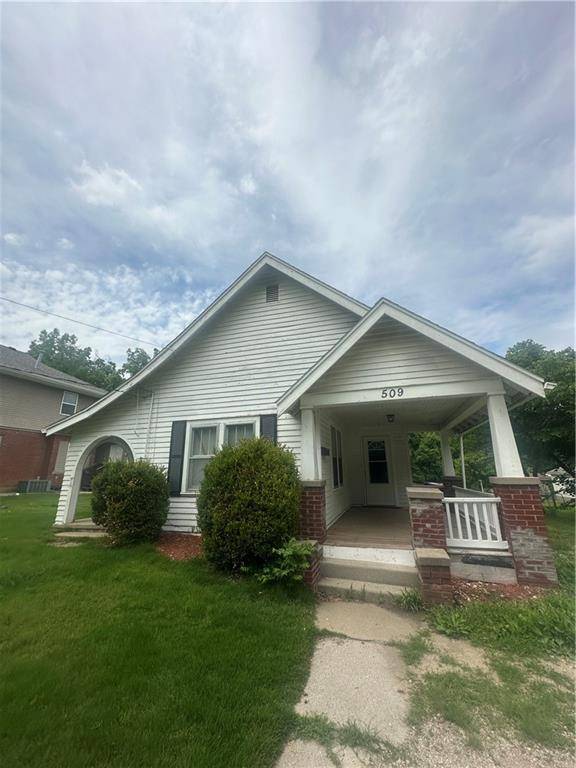 509 Grover ST, Warrensburg, MO 64093